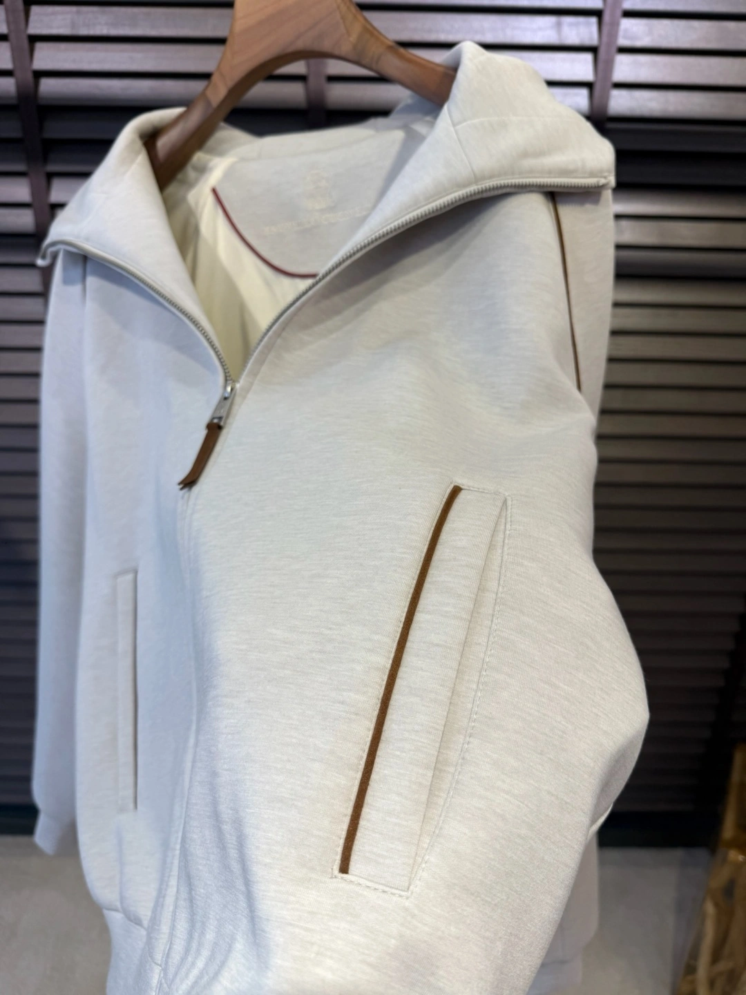 wg.luxury- 2ru9588o wool 2colour item:E-F155I1397-2H